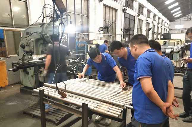 杭州唐宏网络安全解决方案有限公司每周对各个工序进行质量监督检验的现场。
